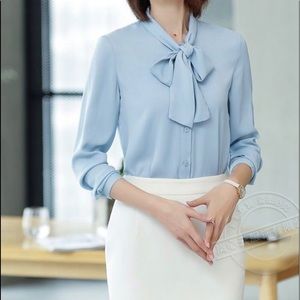 Women’s Button-up Blouse